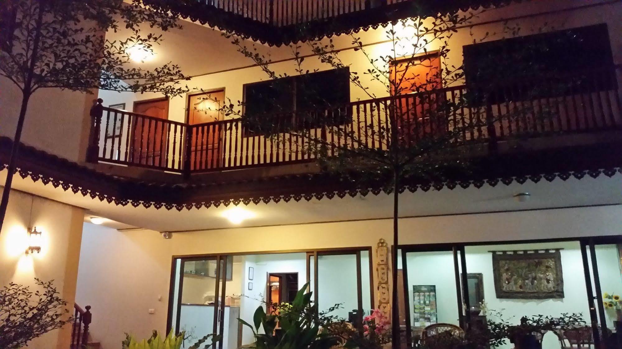 Villa Oranje Chiang Mai Eksteriør billede